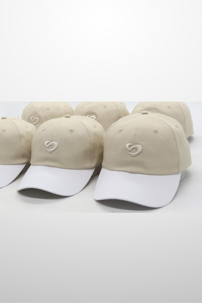 Duo Sand White Cap with adjustable strap