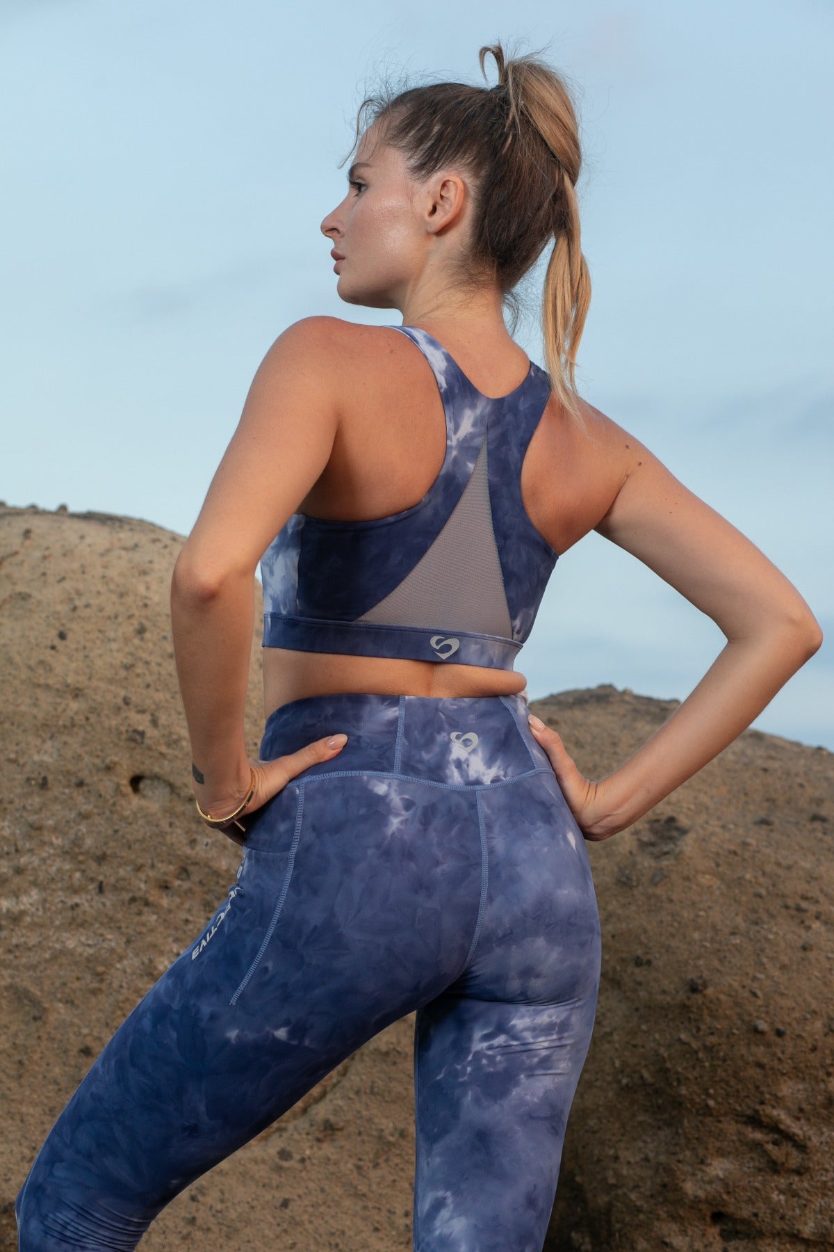 LUXE Medium-High Support Mesh Back Sports Bra Cloud Blue